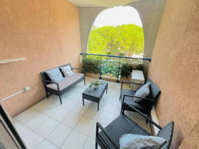 Appartement climatisé au cœur de Port Fréjus